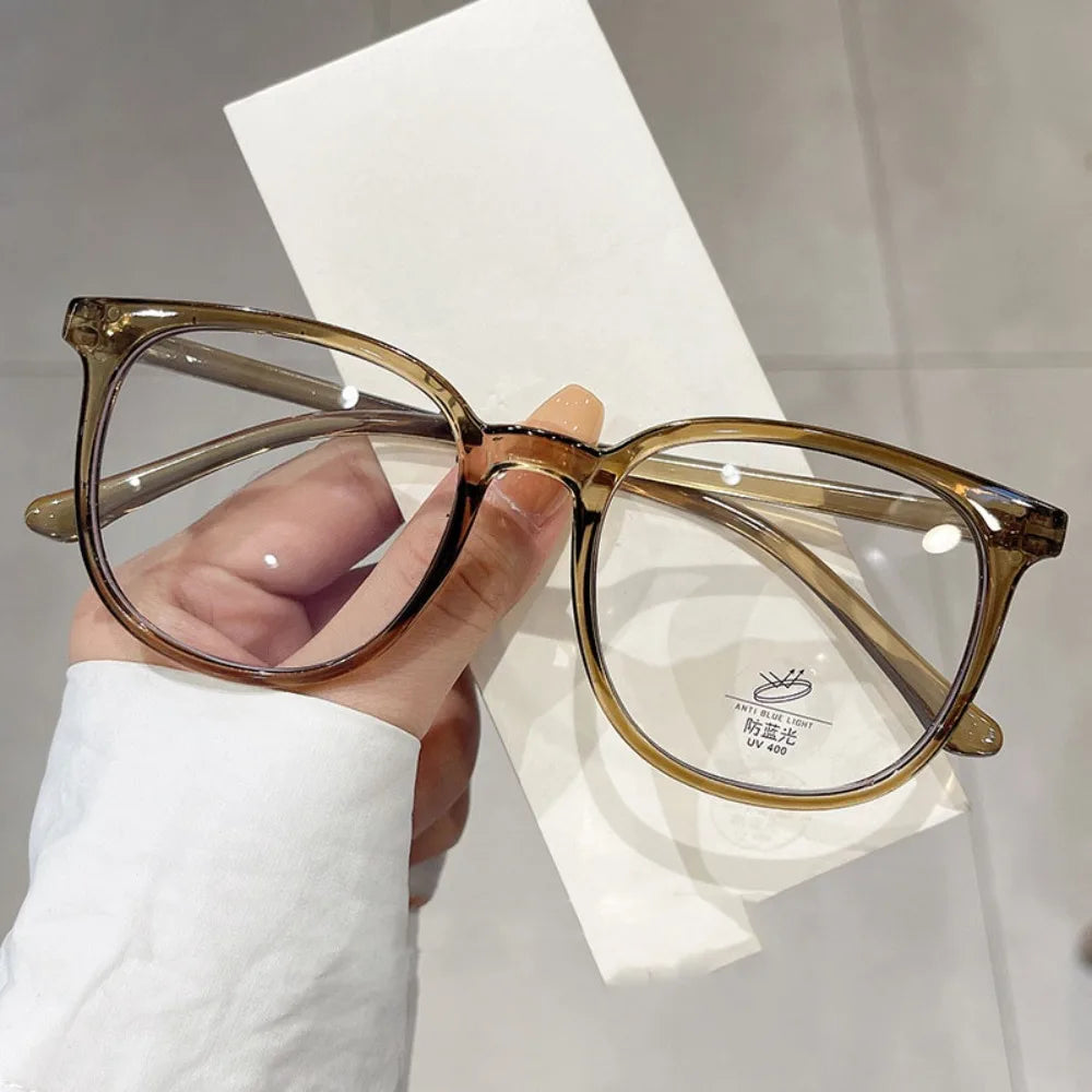 Transparent Anti-blue Light Glasses Lightweight Anti Radiation Square Frame Myopia Glasses Retro Eye Protective