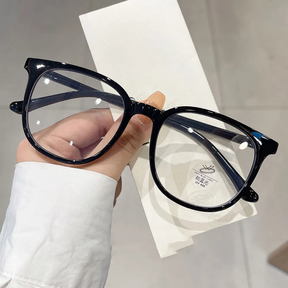 Transparent Anti-blue Light Glasses Lightweight Anti Radiation Square Frame Myopia Glasses Retro Eye Protective