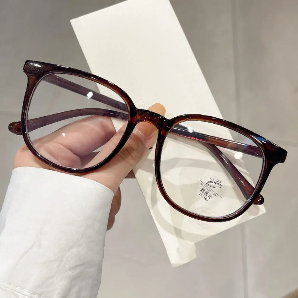 Transparent Anti-blue Light Glasses Lightweight Anti Radiation Square Frame Myopia Glasses Retro Eye Protective